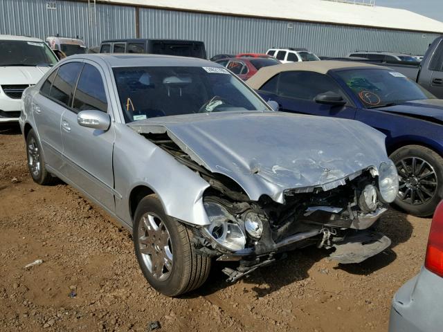 WDBUF65J05A609139 - 2005 MERCEDES-BENZ E 320 SILVER photo 1