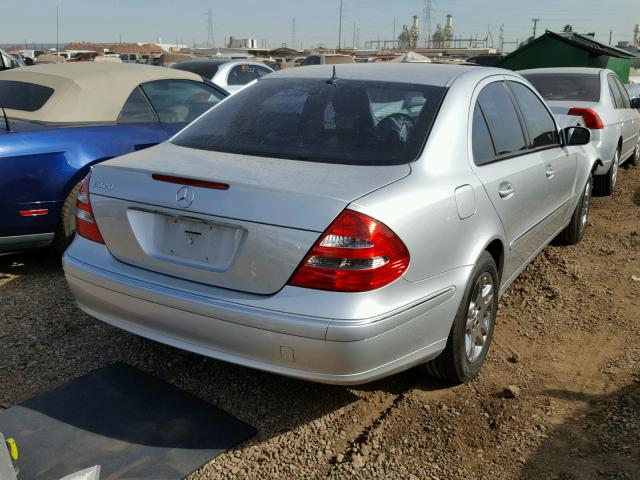 WDBUF65J05A609139 - 2005 MERCEDES-BENZ E 320 SILVER photo 4