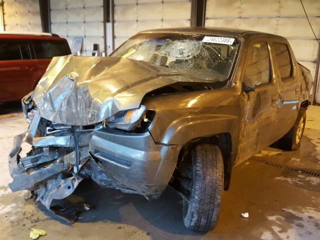 2HJYK16496H558281 - 2006 HONDA RIDGELINE GREEN photo 2