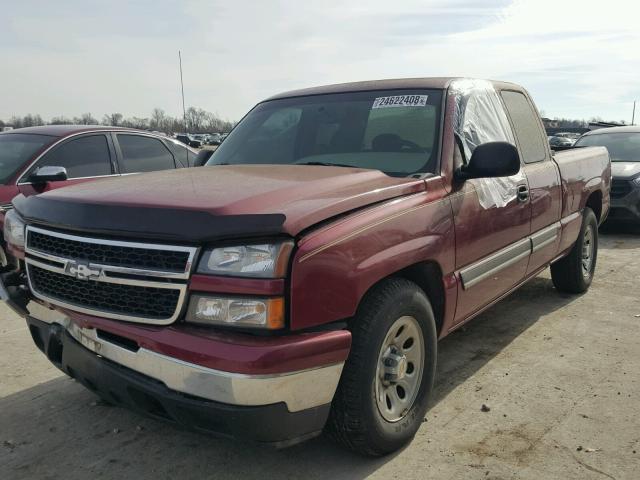 1GCEC19Z56Z269359 - 2006 CHEVROLET SILVERADO MAROON photo 2