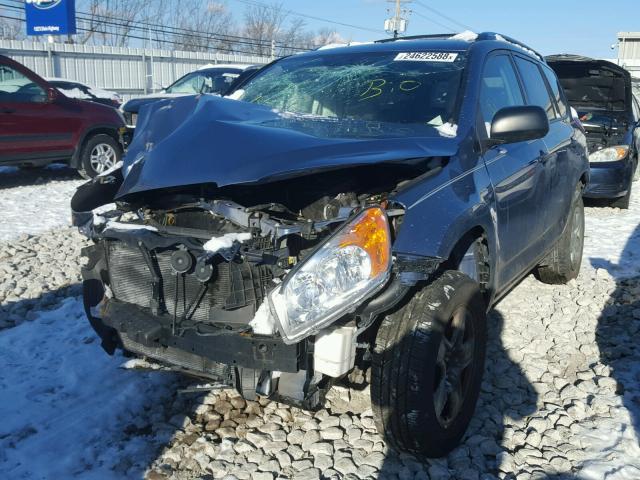 2T3BK4DV7AW034384 - 2010 TOYOTA RAV4 BLUE photo 2