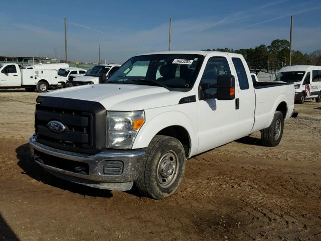 1FT7X2A63BEB22561 - 2011 FORD F SUPER DU WHITE photo 2