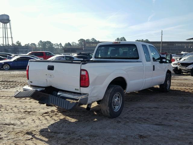 1FT7X2A63BEB22561 - 2011 FORD F SUPER DU WHITE photo 4