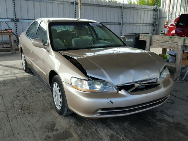 1HGCG56401A061460 - 2001 HONDA ACCORD LX GOLD photo 1