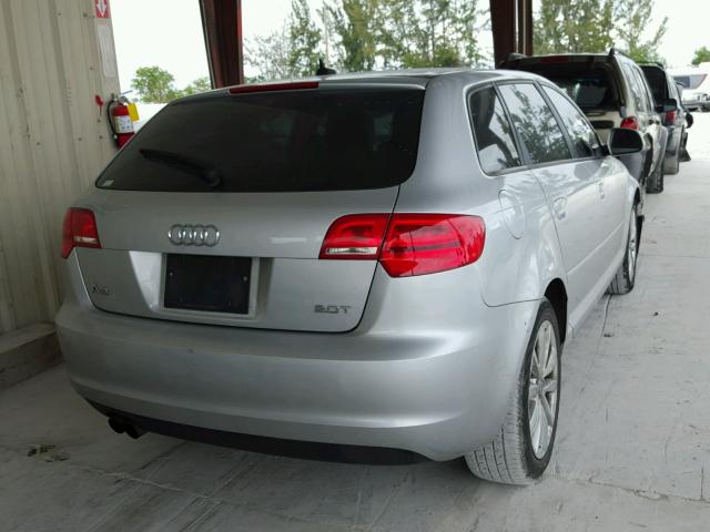 WAUHE78PX9A024227 - 2009 AUDI A3 2.0T GRAY photo 4