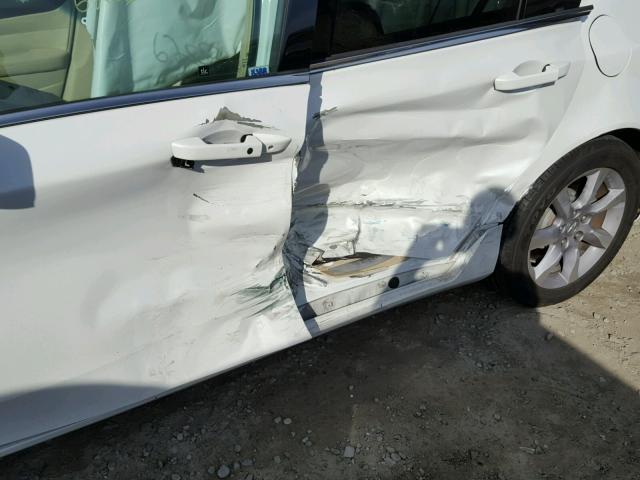 19UUA8F52EA000259 - 2014 ACURA TL TECH WHITE photo 9