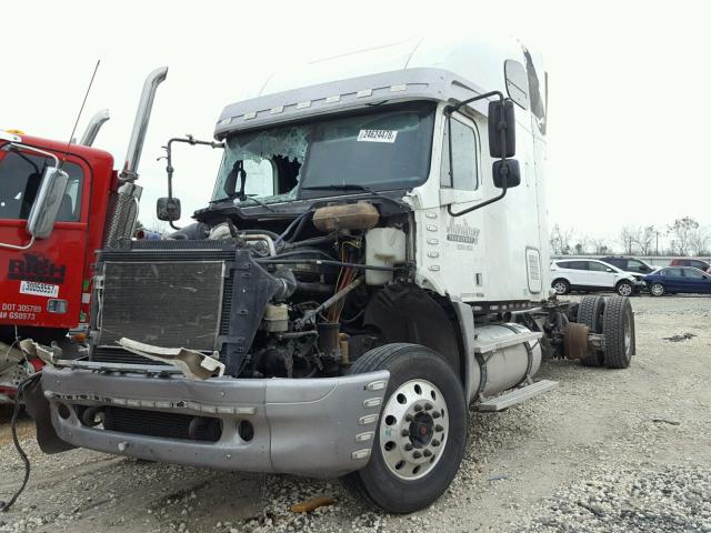 1FUJA6CK05LM16128 - 2005 FREIGHTLINER CONVENTION WHITE photo 2