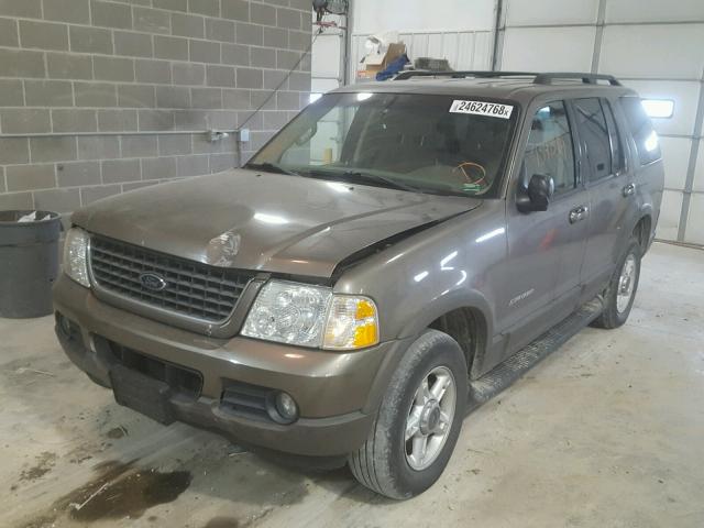1FMZU63W52ZC20422 - 2002 FORD EXPLORER X TAN photo 2