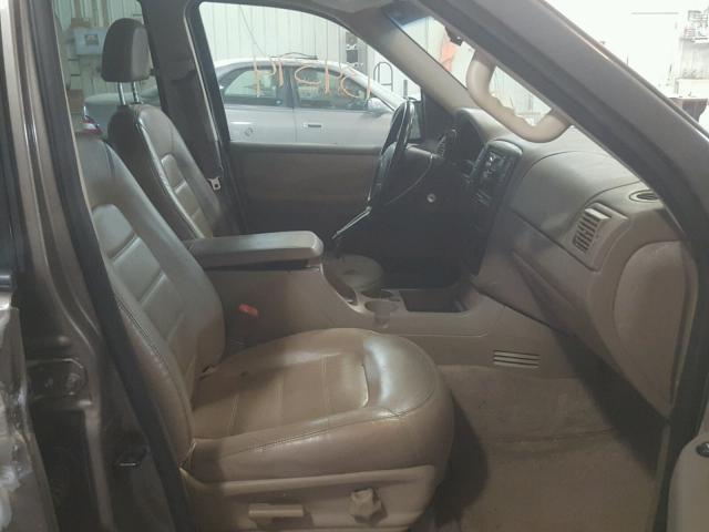 1FMZU63W52ZC20422 - 2002 FORD EXPLORER X TAN photo 5