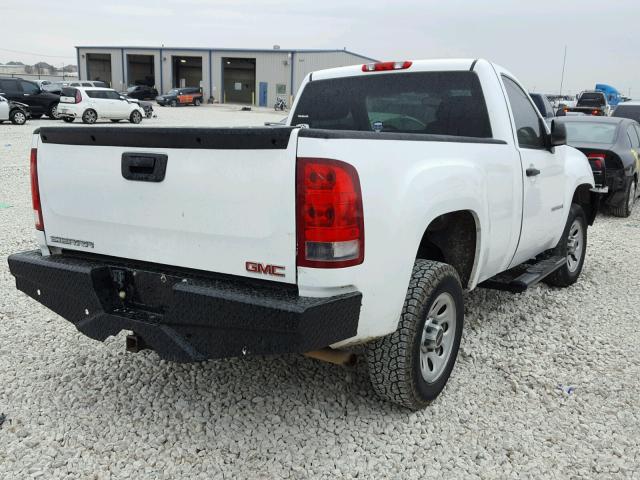 1GTEC14C79Z213057 - 2009 GMC SIERRA C15 WHITE photo 4