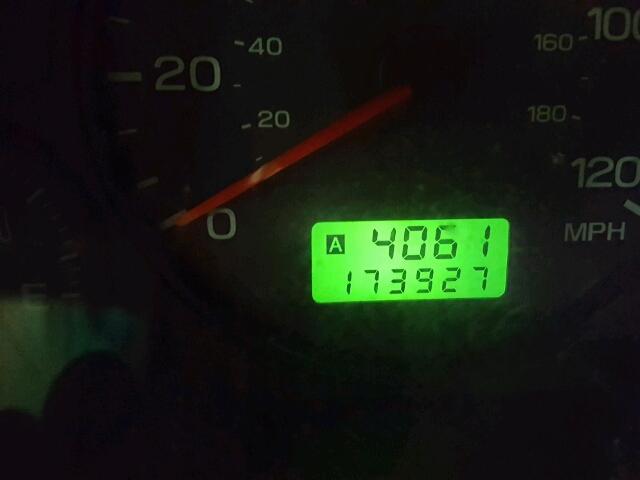 JF1SF65641H757242 - 2001 SUBARU FORESTER S წითელი ფოტო 8