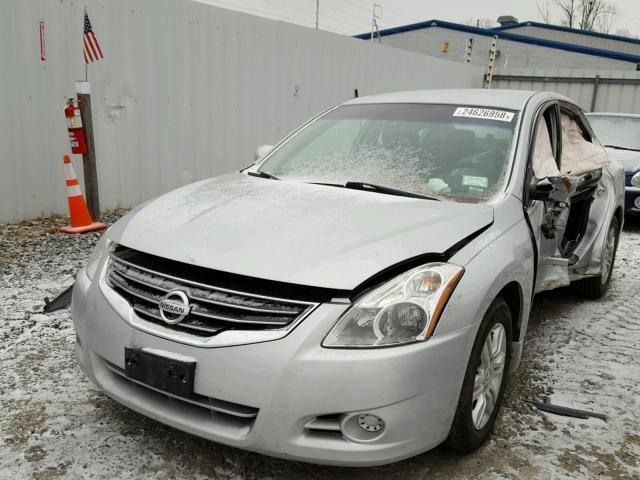 1N4AL2AP6CN533051 - 2012 NISSAN ALTIMA BAS SILVER photo 2