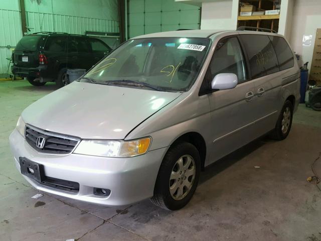 2HKRL186X2H570459 - 2002 HONDA ODYSSEY EX SILVER photo 2