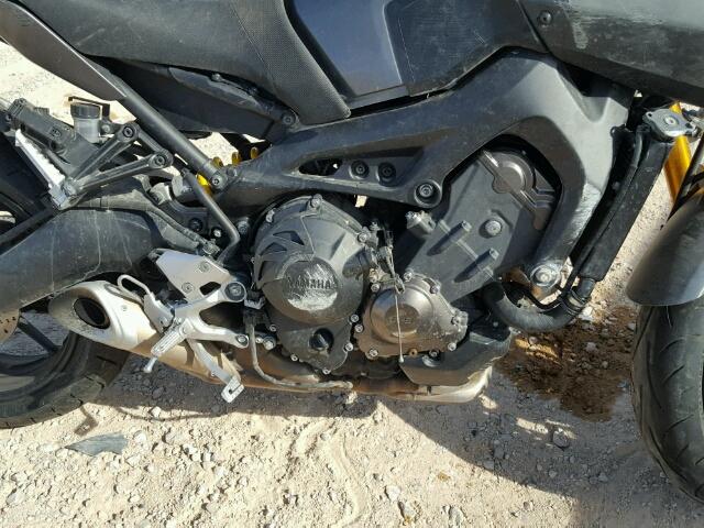 JYARN33E3FA004768 - 2015 YAMAHA FZ09 GRAY photo 7