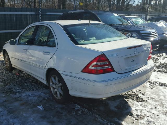 WDBRF92HX7F932161 - 2007 MERCEDES-BENZ C 280 4MAT WHITE photo 3