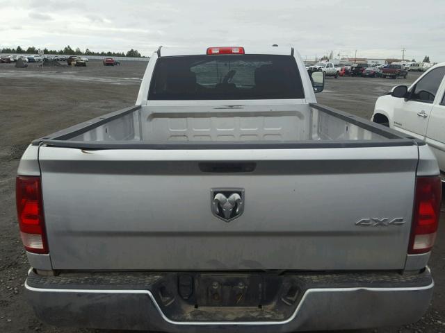 3D7UT2CL1BG514602 - 2011 DODGE RAM 2500 SILVER photo 10