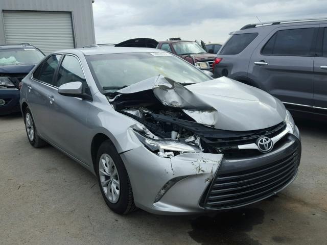 4T4BF1FK6FR465472 - 2015 TOYOTA CAMRY LE GRAY photo 1