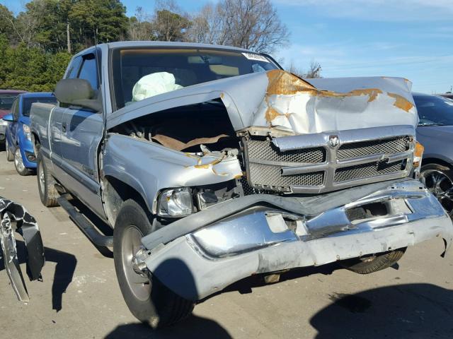 1B7HC13ZXWJ122023 - 1998 DODGE RAM 1500 SILVER photo 1