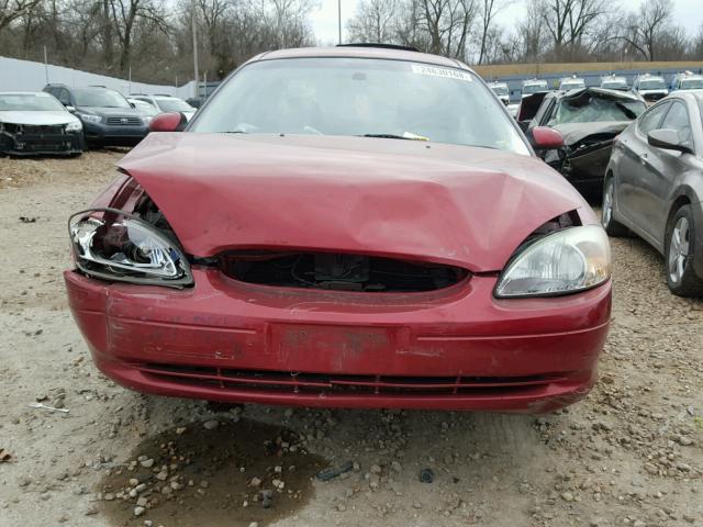 1FAFP53U01A128239 - 2001 FORD TAURUS SE RED photo 9