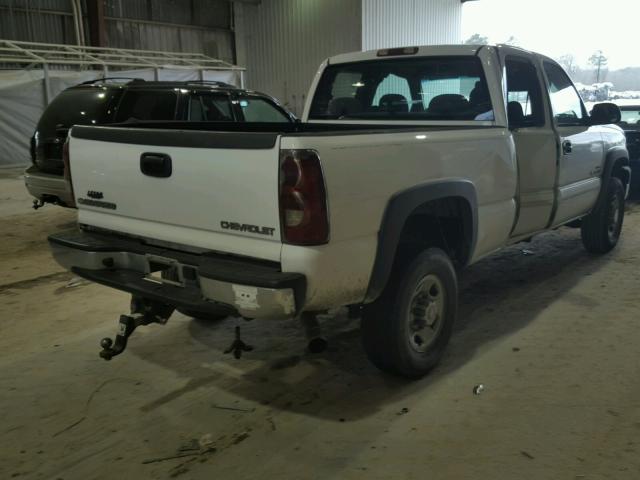 1GCHC29153E124015 - 2003 CHEVROLET SILVERADO WHITE photo 4