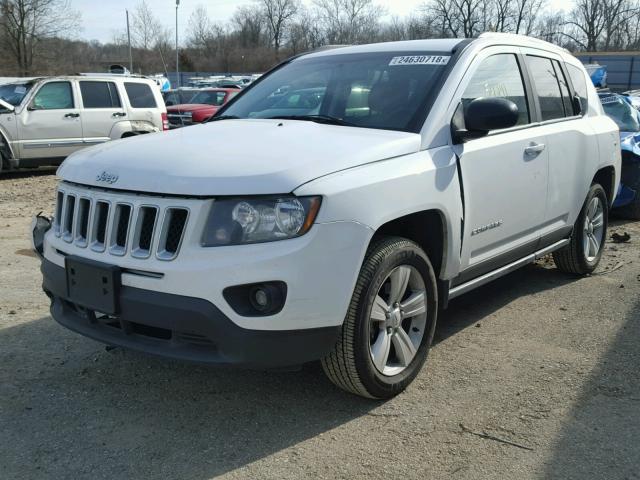 1C4NJCBA9GD681434 - 2016 JEEP COMPASS SP WHITE photo 2