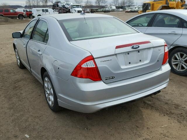 3FAHP0HA0AR169261 - 2010 FORD FUSION SE SILVER photo 3