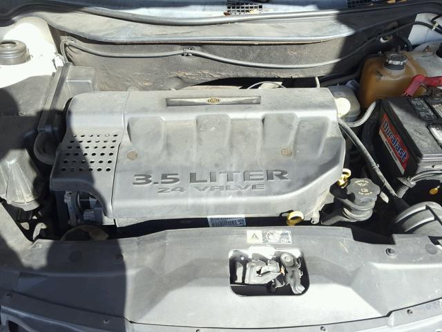 2C8GM68405R668440 - 2005 CHRYSLER PACIFICA T WHITE photo 7