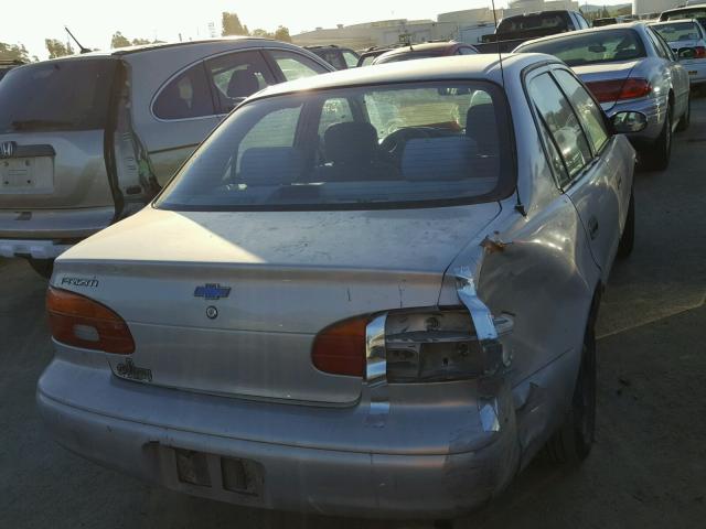 1Y1SK5280YZ423151 - 2000 CHEVROLET GEO PRIZM 银色 照片 4