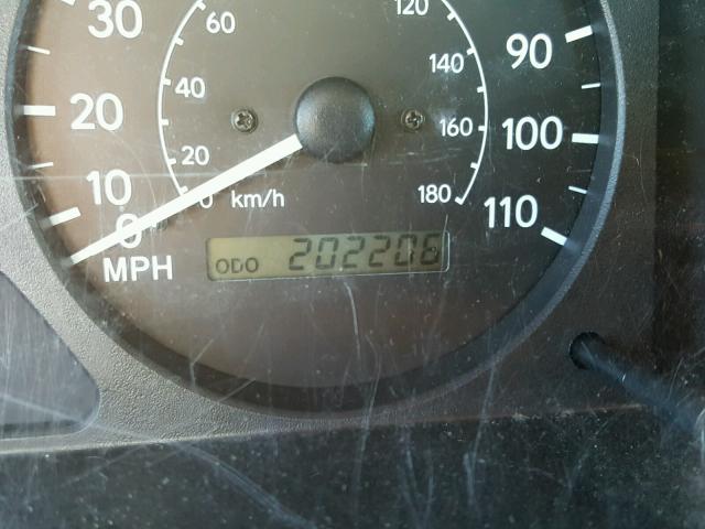 1Y1SK5280YZ423151 - 2000 CHEVROLET GEO PRIZM 银色 照片 8