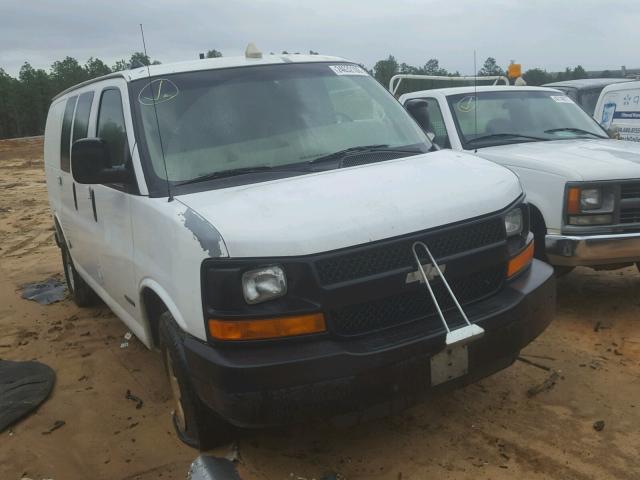 1GCHG35U651212477 - 2005 CHEVROLET EXPRESS G3 WHITE photo 1