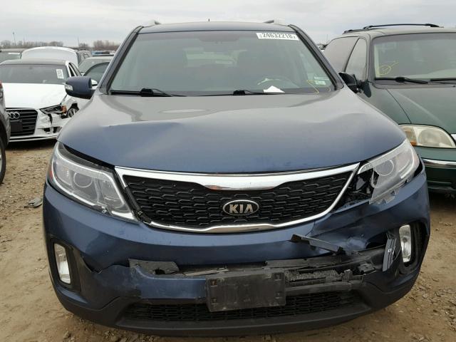 5XYKU4A70FG591501 - 2015 KIA SORENTO EX BLUE photo 9