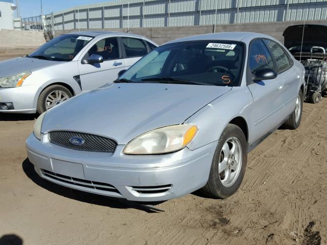 1FAFP53U67A133843 - 2007 FORD TAURUS SE SILVER photo 2