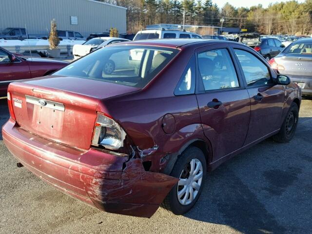 1FAFP34N97W230498 - 2007 FORD FOCUS ZX4 RED photo 4