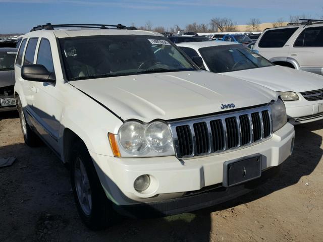 1J4HR58N06C115818 - 2006 JEEP GRAND CHER WHITE photo 1