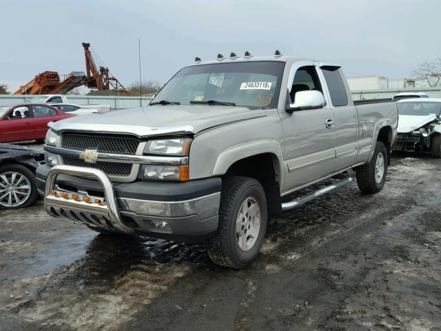 1GCEK19BX5E165283 - 2005 CHEVROLET SILVERADO SILVER photo 2