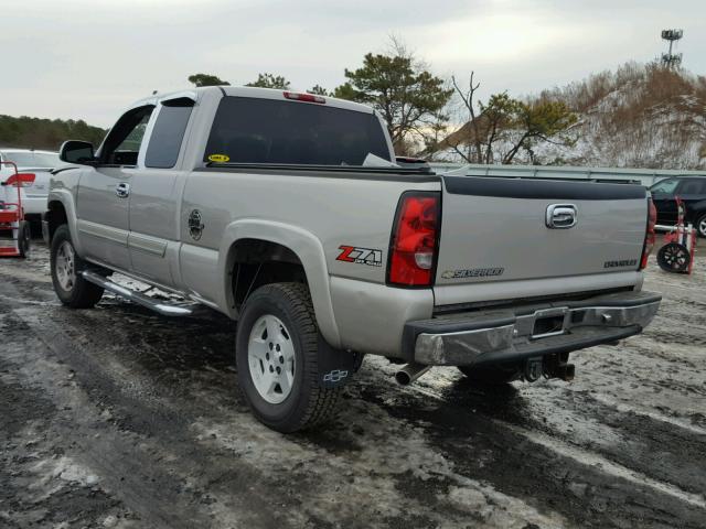 1GCEK19BX5E165283 - 2005 CHEVROLET SILVERADO SILVER photo 3