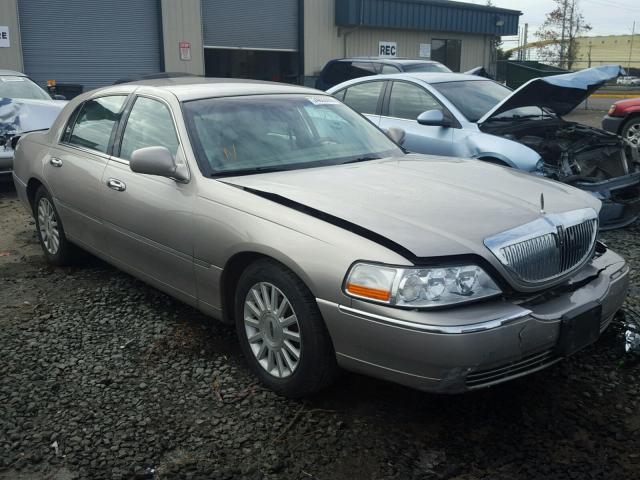 1LNHM81W33Y689655 - 2003 LINCOLN TOWN CAR E GOLD photo 1