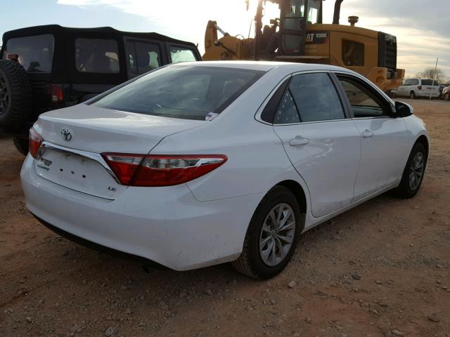 4T4BF1FK4GR518493 - 2016 TOYOTA CAMRY LE WHITE photo 4