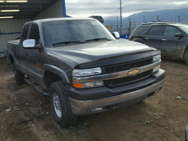 1GCHK29U62E235135 - 2002 CHEVROLET SILVERADO GRAY photo 1