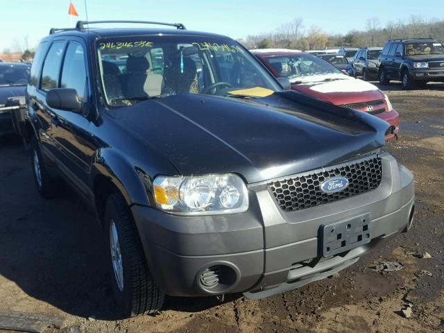 1FMYU92Z56KC81437 - 2006 FORD ESCAPE XLS BLACK photo 1