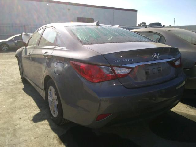 5NPEB4AC5EH910124 - 2014 HYUNDAI SONATA GLS GRAY photo 3