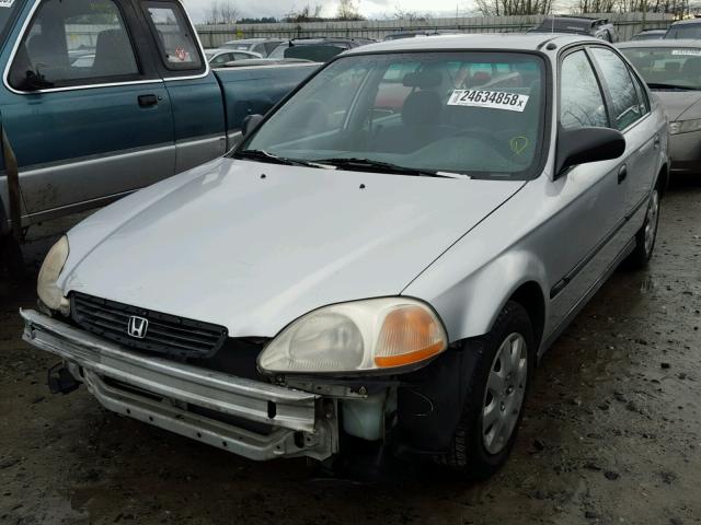 2HGEJ6623WH627005 - 1998 HONDA CIVIC DX SILVER photo 2