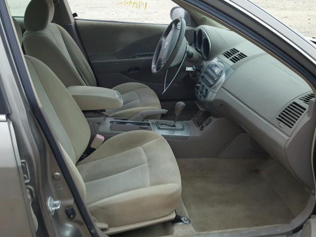 1N4AL11D13C203880 - 2003 NISSAN ALTIMA BAS SILVER photo 5