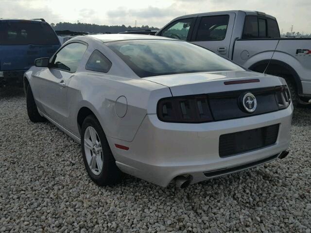 1ZVBP8AMXD5266782 - 2013 FORD MUSTANG SILVER photo 3