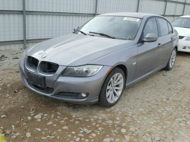 WBAPH7C54AE129321 - 2010 BMW 328 I GRAY photo 2