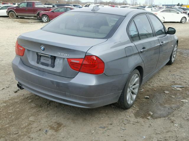 WBAPH7C54AE129321 - 2010 BMW 328 I GRAY photo 4