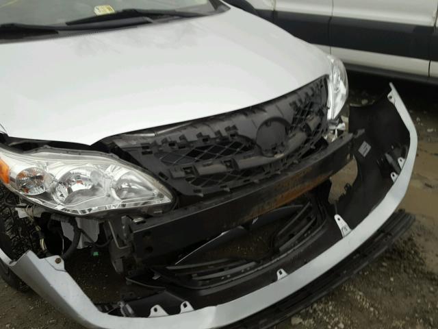 JTDBU4EE9B9131208 - 2011 TOYOTA COROLLA BA SILVER photo 9