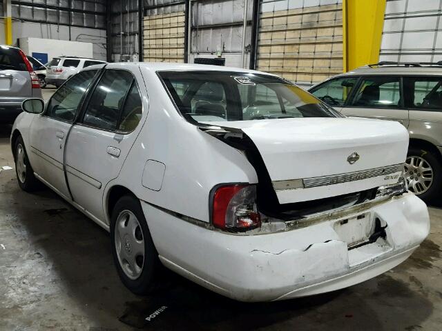 1N4DL01D5YC170347 - 2000 NISSAN ALTIMA XE WHITE photo 3