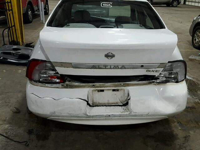 1N4DL01D5YC170347 - 2000 NISSAN ALTIMA XE WHITE photo 9