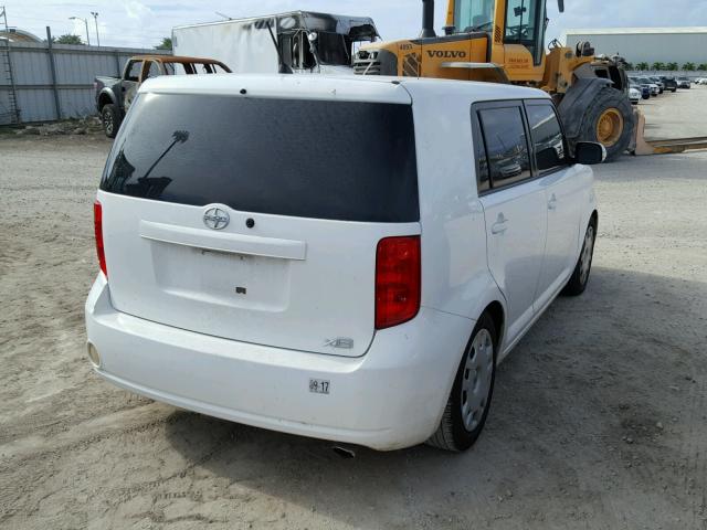 JTLZE4FE0A1097994 - 2010 TOYOTA SCION XB WHITE photo 4